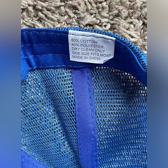 Trucker hat - Picture 2 of 3